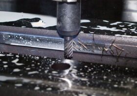 Praktyczne aspekty kursu operatora CNC